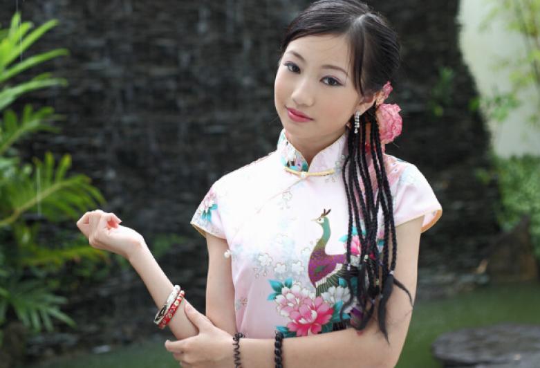 绣锦服饰加盟