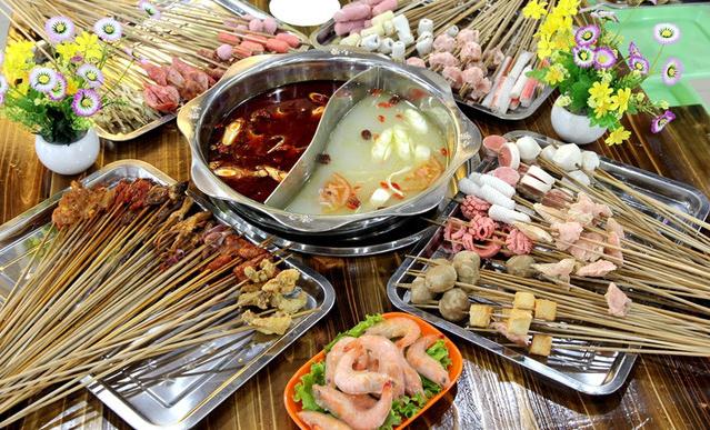 串串香火锅加盟
