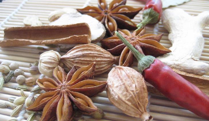 杨龙伟卤菜加盟