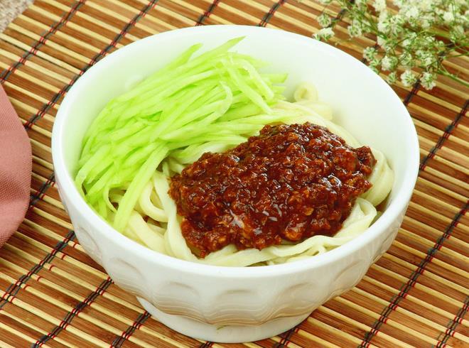 小融炸酱面加盟