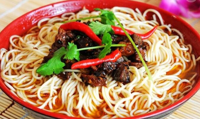 张真牛爆椒牛肉面加盟