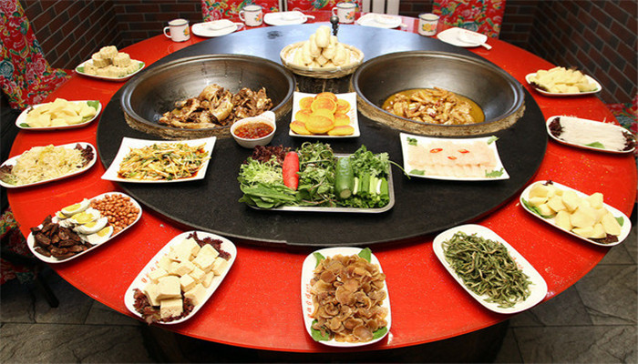 东北铁锅炖加盟