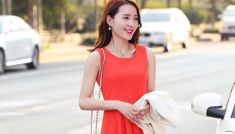 黛尔娜服饰加盟