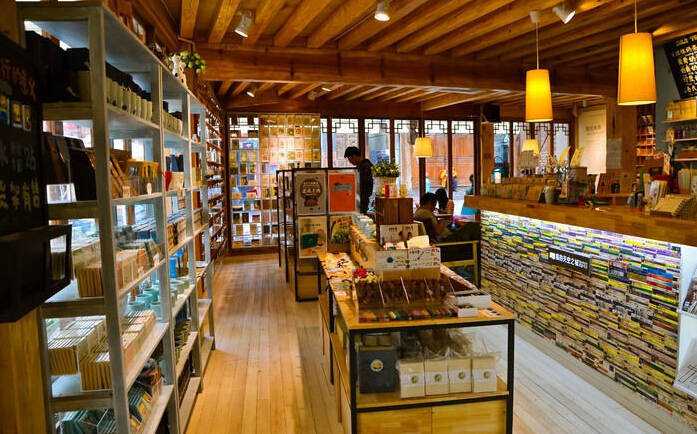 啊呀呀合格品店加盟
