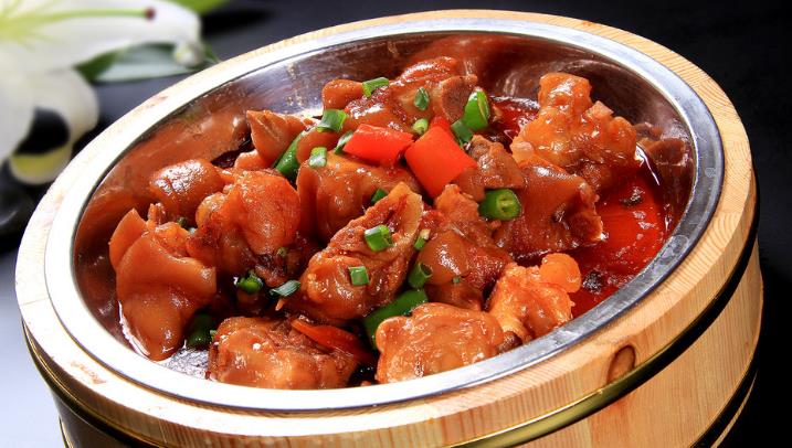 蒋忠洞王猪蹄包肉加盟