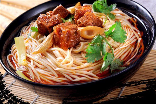 化隆牛肉面加盟