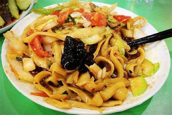 鲁蒲刀削面加盟