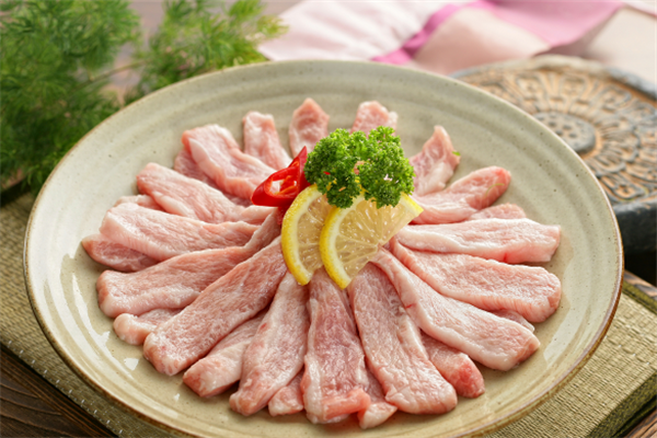 小猪仔石板烤肉加盟