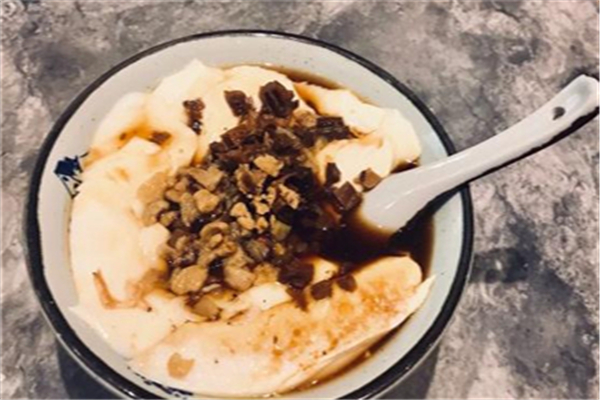 李渔和他的两头乌加盟