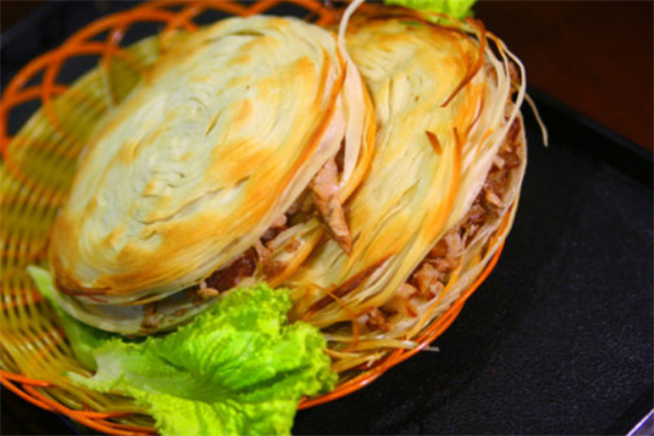 馍界张公子加盟