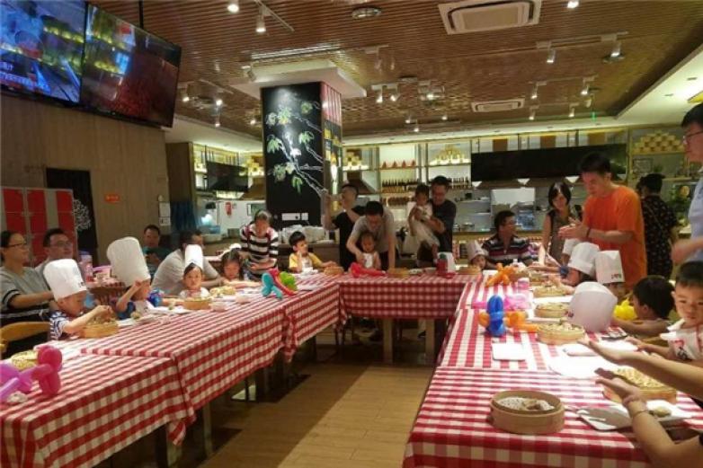 西贝筱面村加盟