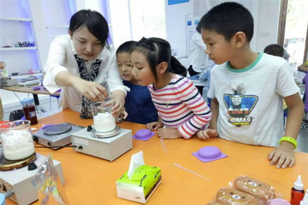 小贝尔实验室加盟