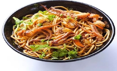 鲨鱼吃面