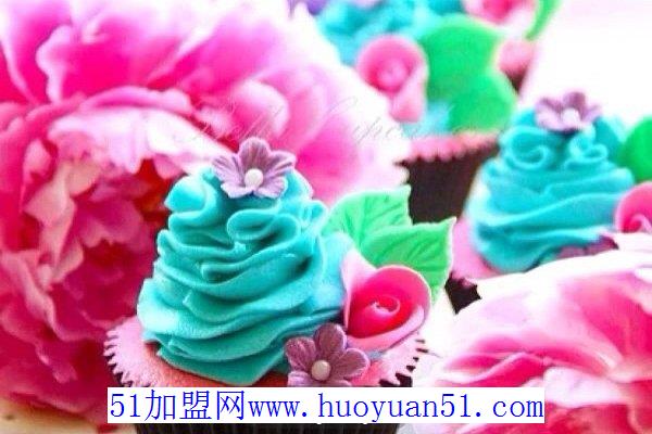 波比蛋糕