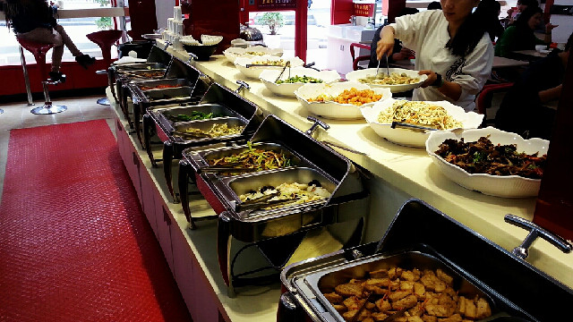 素满香素食自助餐厅 素满香素食自助餐厅