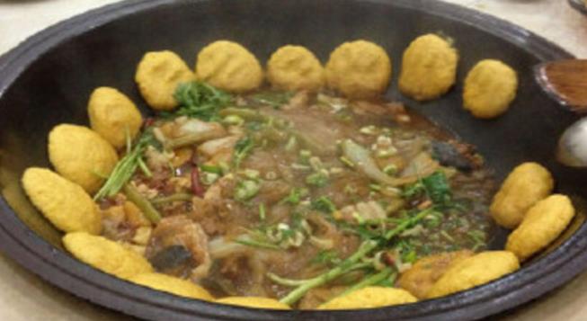乡村铁锅炖 乡村铁锅炖