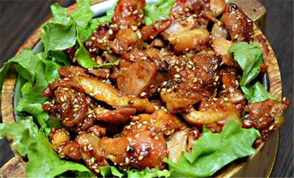 烤肉木桶饭 烤肉木桶饭