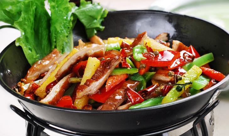 美食密码木桶滋滋锅加盟
