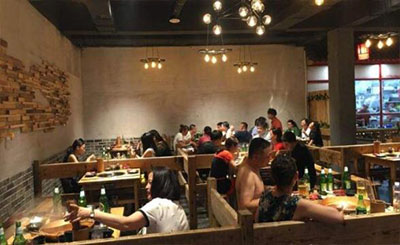 天下签麻辣涮串加盟