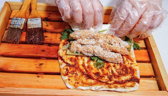 黄记卤肉卷加盟