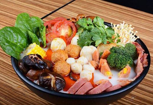 孙大力麻辣烫加盟