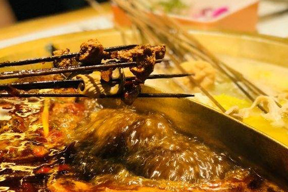 李嘉嘉串串香加盟