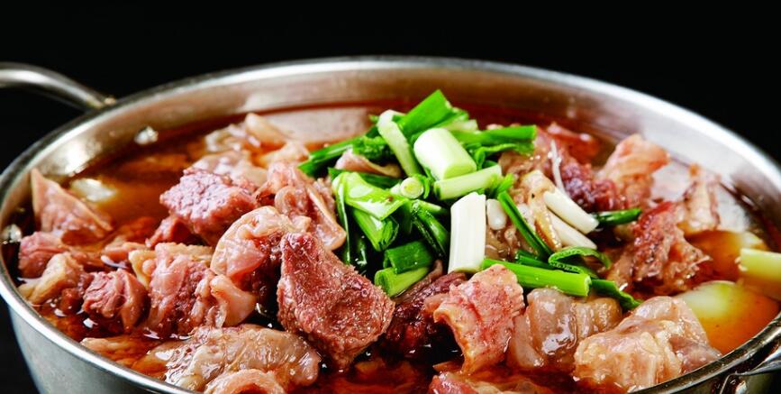 馋馋馋嘴猪转转火锅加盟