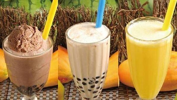 香万里奶茶加盟