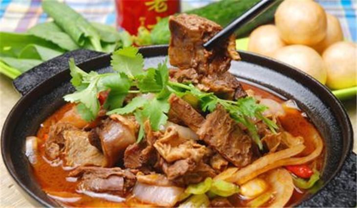 八将军鸡公煲加盟