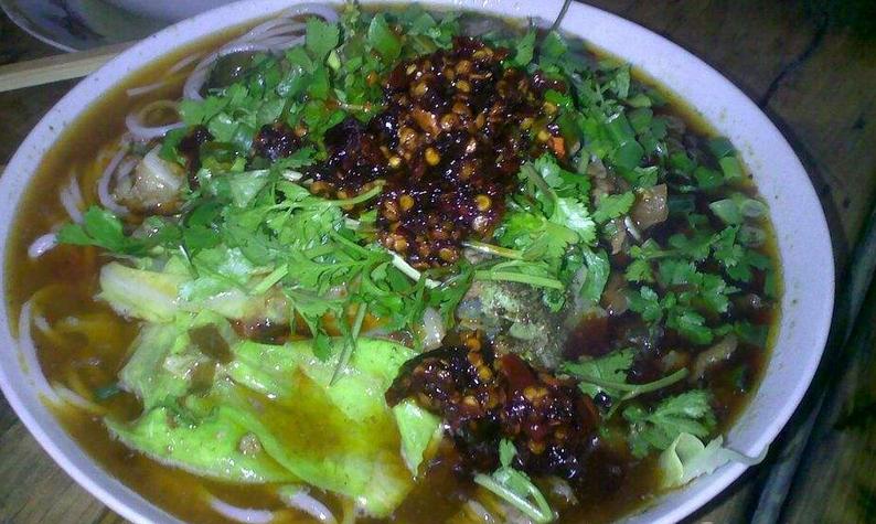易家鲜羊肉粉加盟
