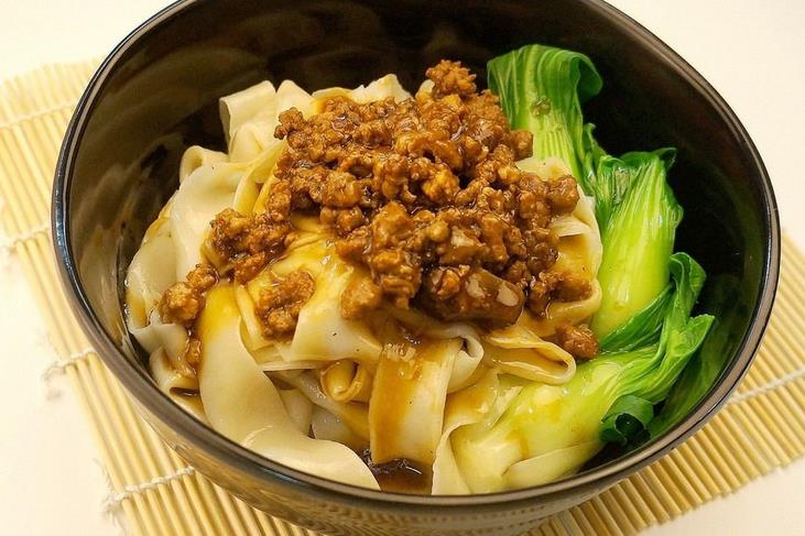 杨登金金牌卤肉面加盟