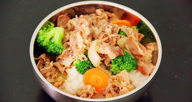 明治屋秘制牛肉饭加盟