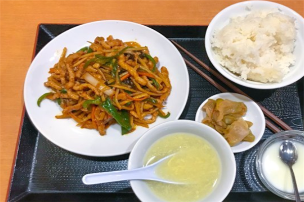 衡州府三菜一汤加盟
