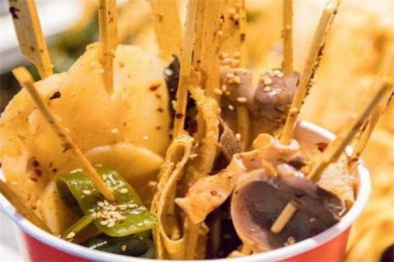 路漂香辣嘴串串杯加盟