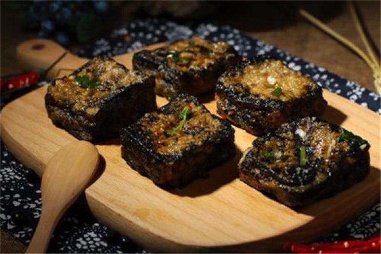 食火肴榴莲臭豆腐加盟