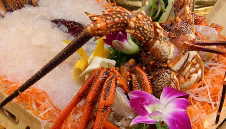 新花城海鲜火锅加盟