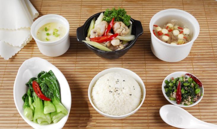 豪杰天下煲仔饭加盟