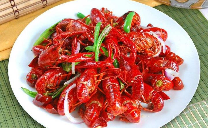 京趣来麻辣龙虾加盟