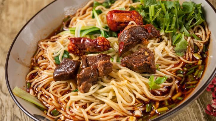 康师傅剁椒排骨面加盟