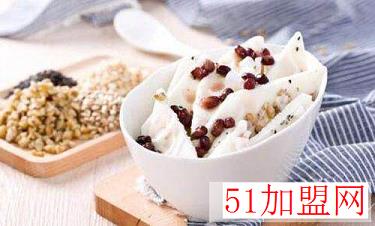 于小沐炒酸奶加盟