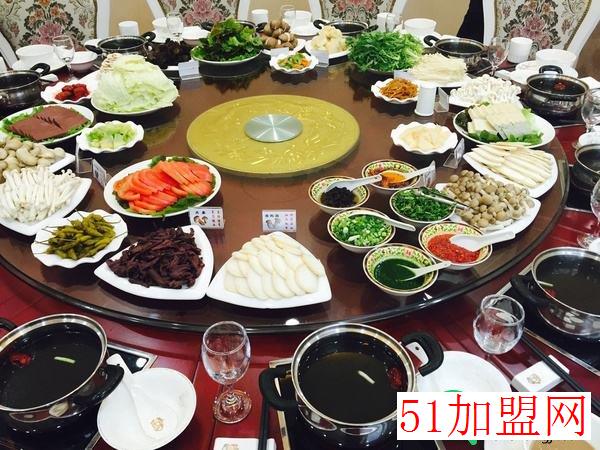 蘑菇宴火锅加盟