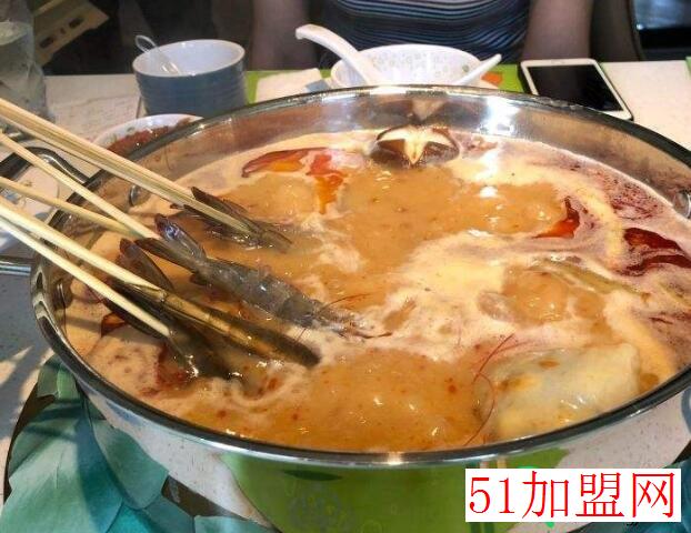 白小泰式海鲜火锅加盟