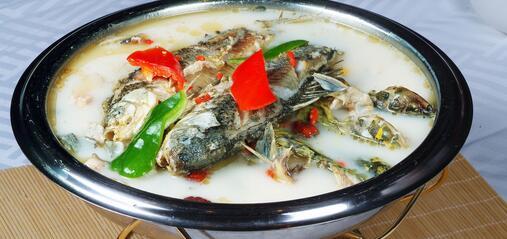 鱼留唇火锅加盟