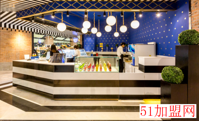 冰碟坊休闲饮品店加盟