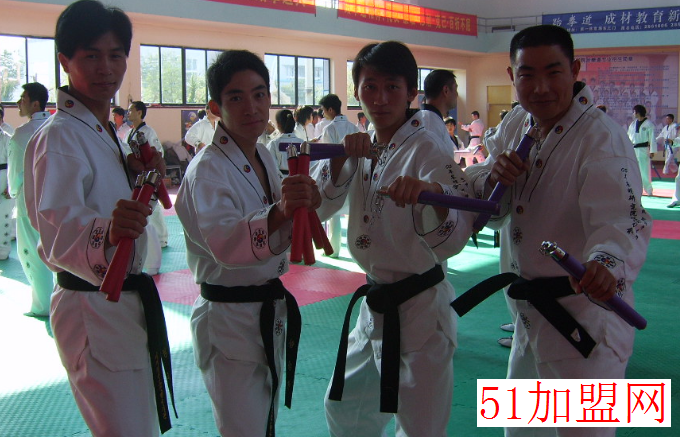 仙峰跆拳道培训加盟