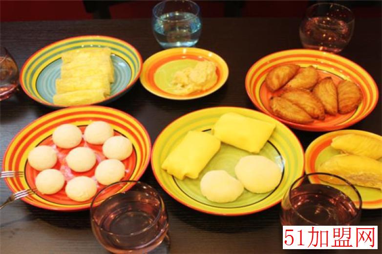 八度榴恋榴莲甜品店加盟
