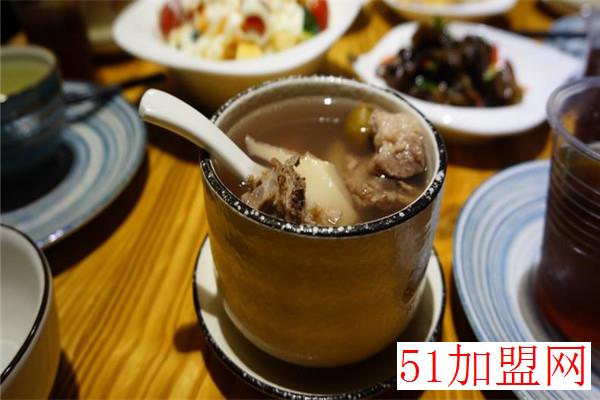 西域伊园美食加盟