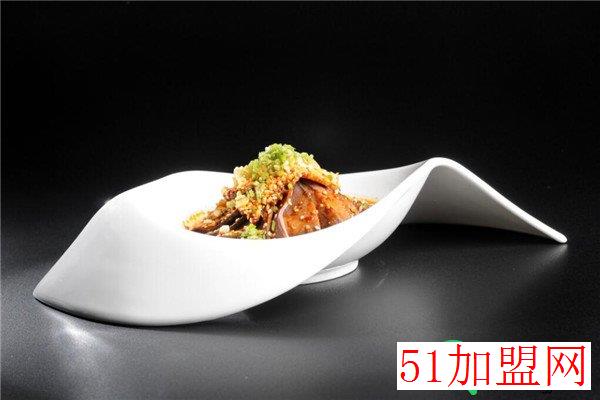 仟佰味甏肉干饭加盟