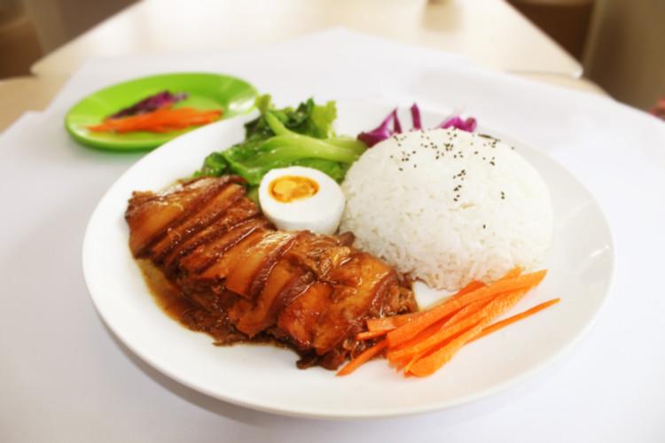 饮食加盟