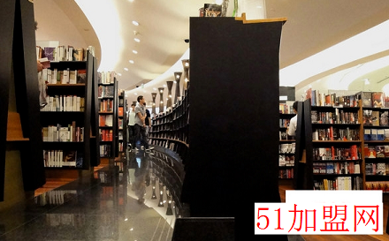 纪伊国屋书店加盟